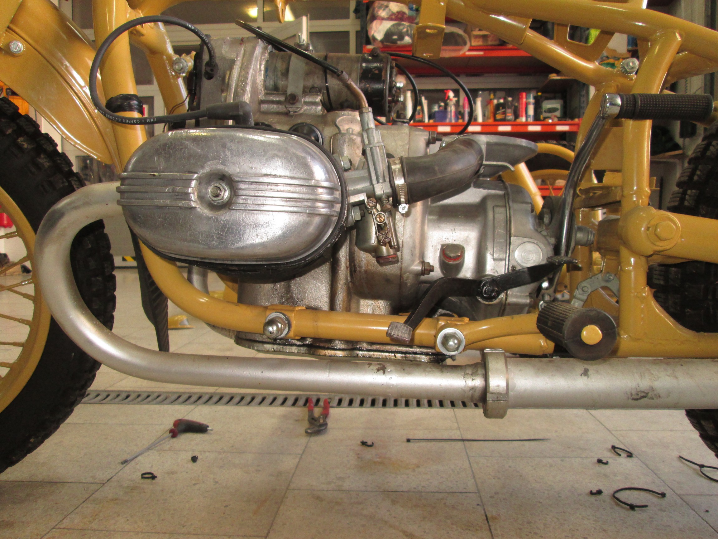 Ural 650