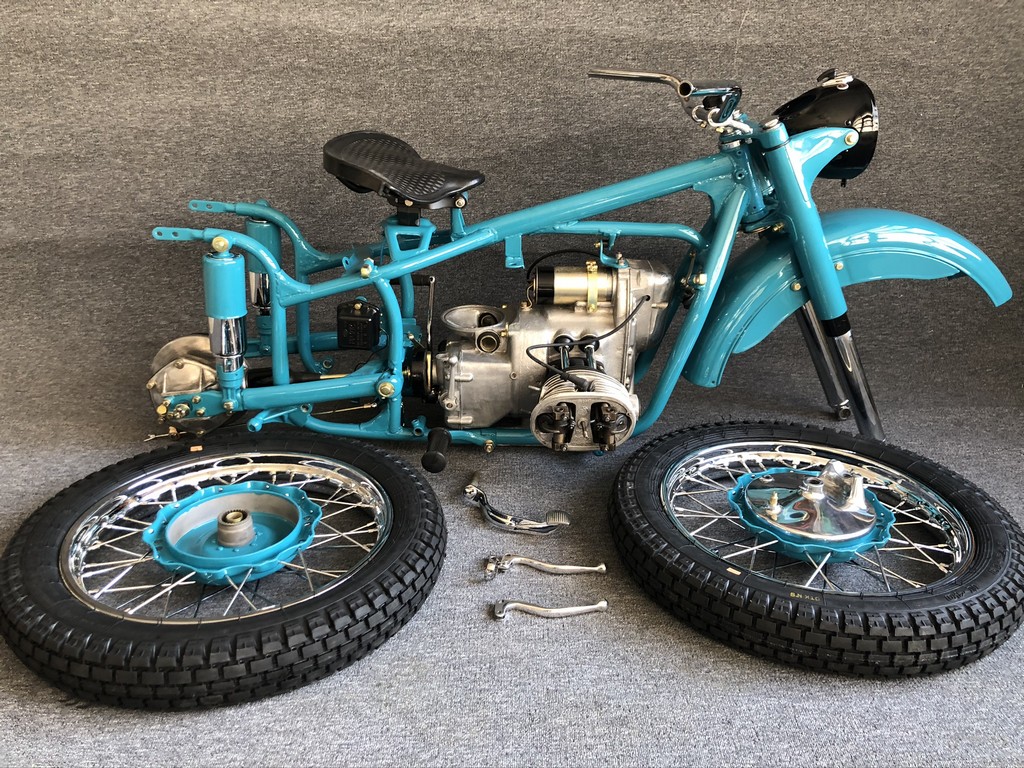 Ural 650