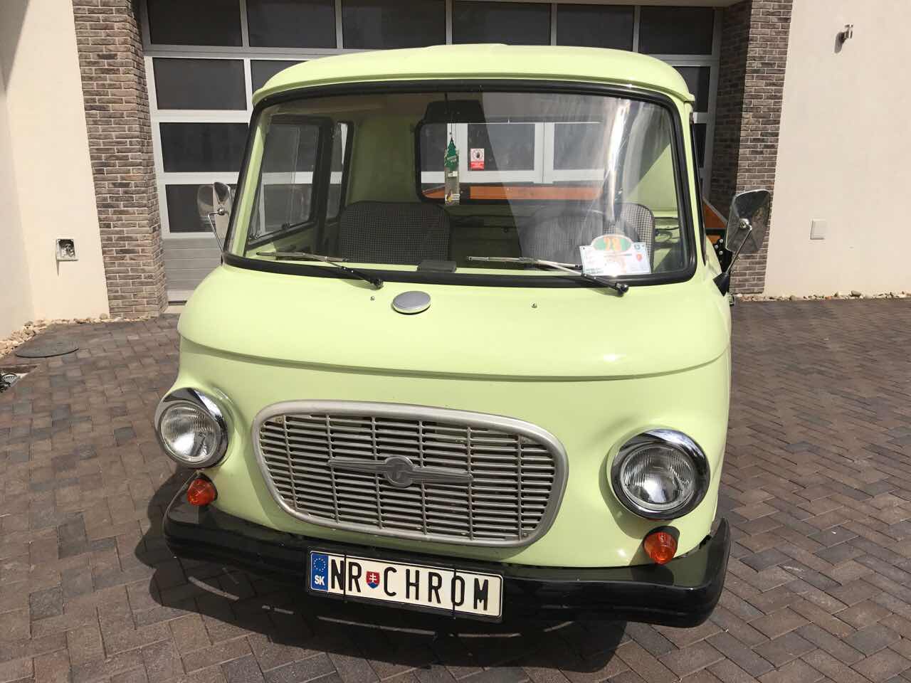 BARKAS FLATBED